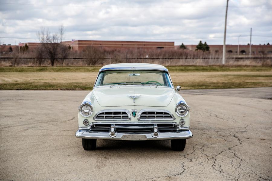  Chrysler Windsor Deluxe Sedan (C67) 1955 года  (фото 13 из 25)